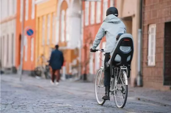Thule bērnu velosipēdu sēdekļi: ikdienas braucieniem un piedzīvojumiem